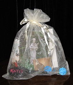 Keepsake Bag with Remembrances